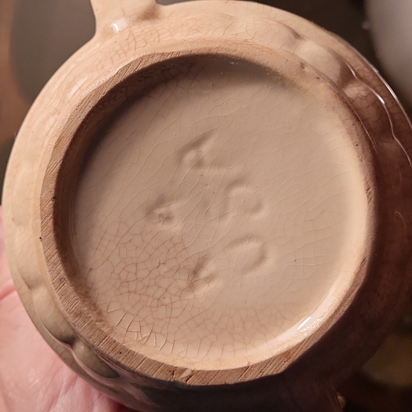 Vintage McCoy Brushed Creamer and Sugar Bowl - Picture 8 of 9